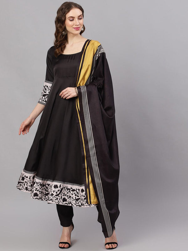 Women's  Black Solid Kurta with Churidar & Dupatta - AKS