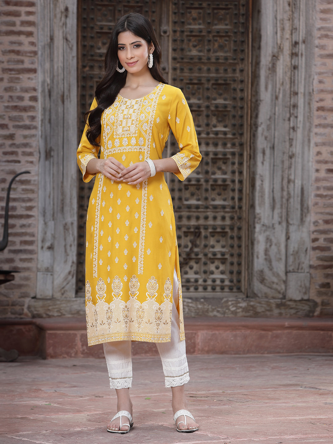 Women's Mustard Rayon Printed Straight Kurta - Juniper