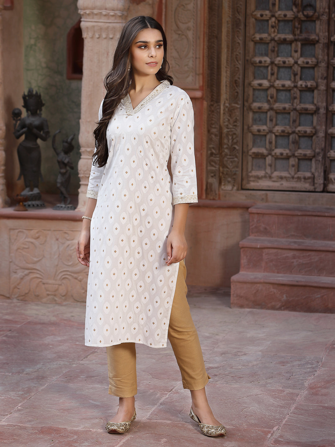 Women's Off - White Rayon Printed Straight Kurta - Juniper