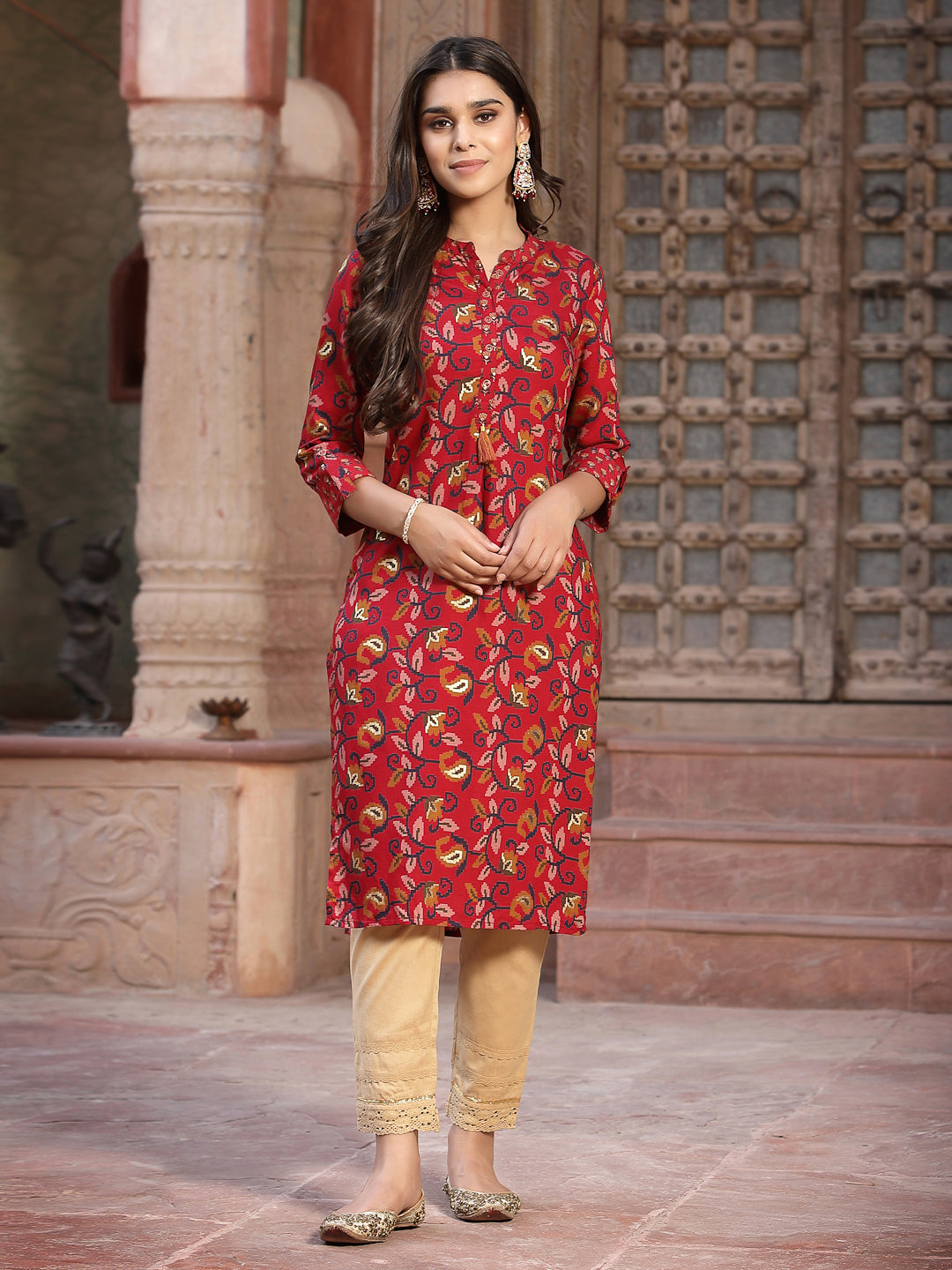 Women's Red Muslin Printed Straight Kurta - Juniper