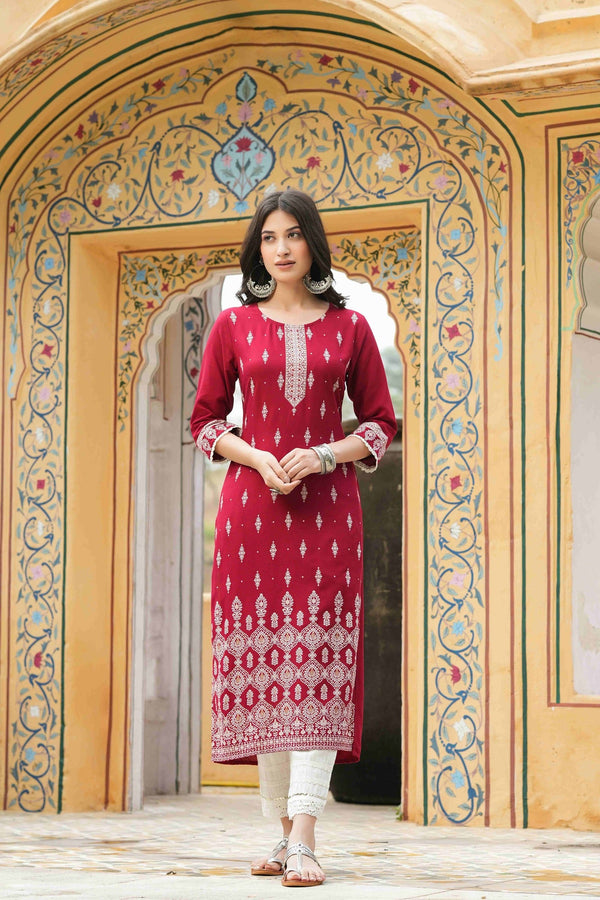 Women's  Maroon Rayon Placement Kurta - Juniper