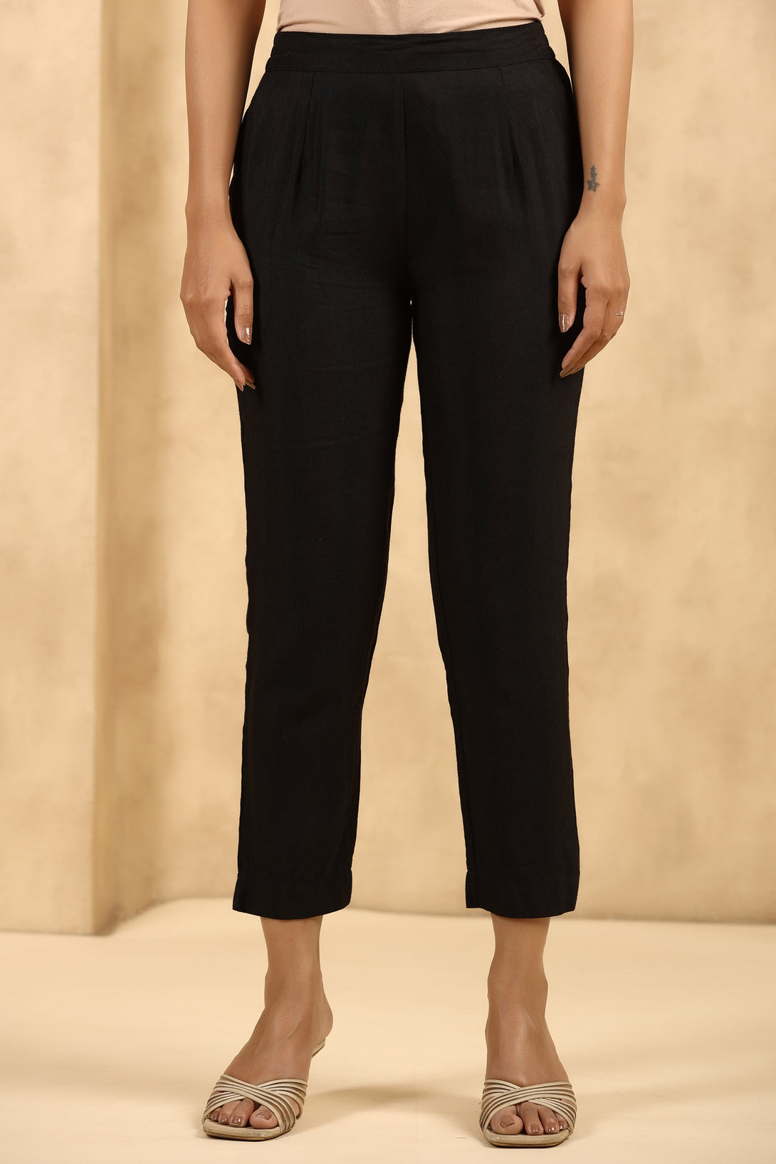 Women's Black Rayon Flex Solid Straight Pant - Juniper