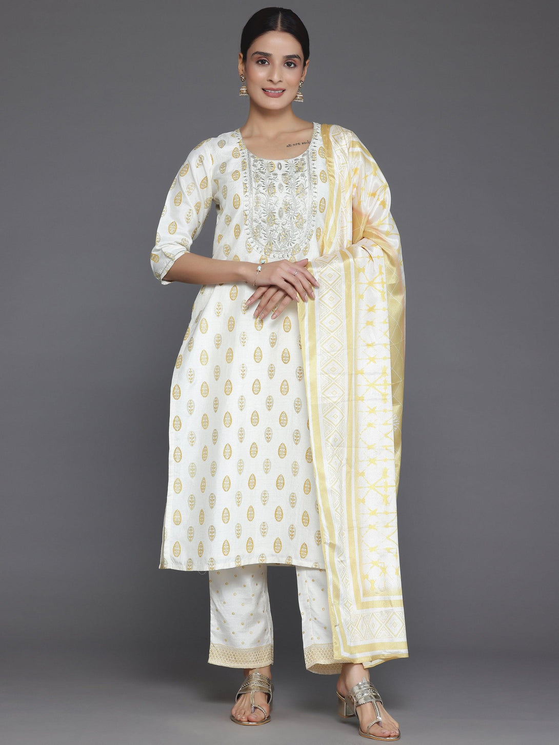 Off White Printed Silk Blend Straight Suit With Dupatta - Jashvi