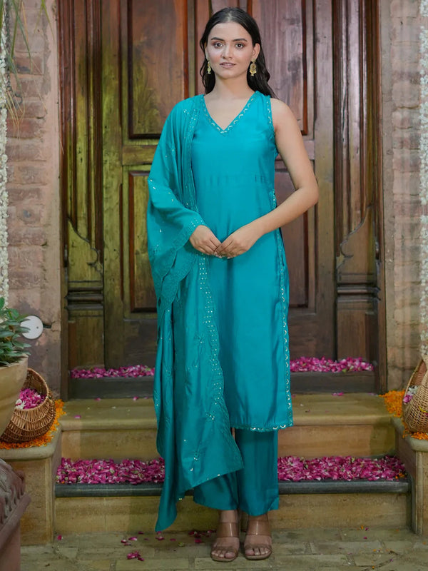 Green Solid Silk Blend Straight Suit With Dupatta