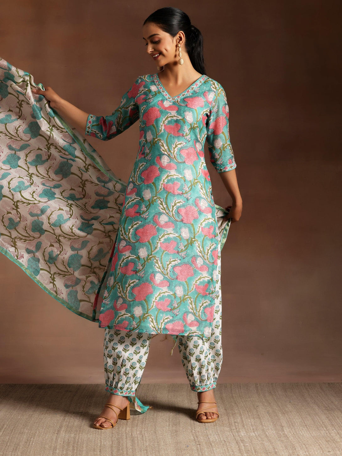 Turquoise Printed Cotton Straight Suit With Dupatta - Jashvi