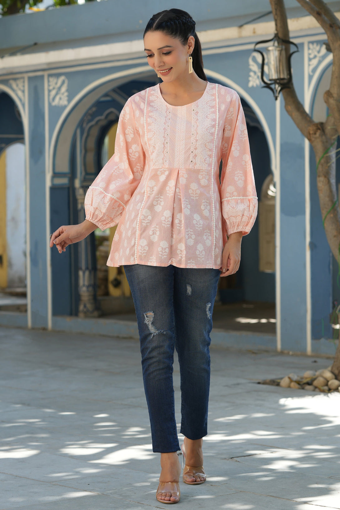 Women's Peach Cambric Placement Floral Printed Tunic - Juniper