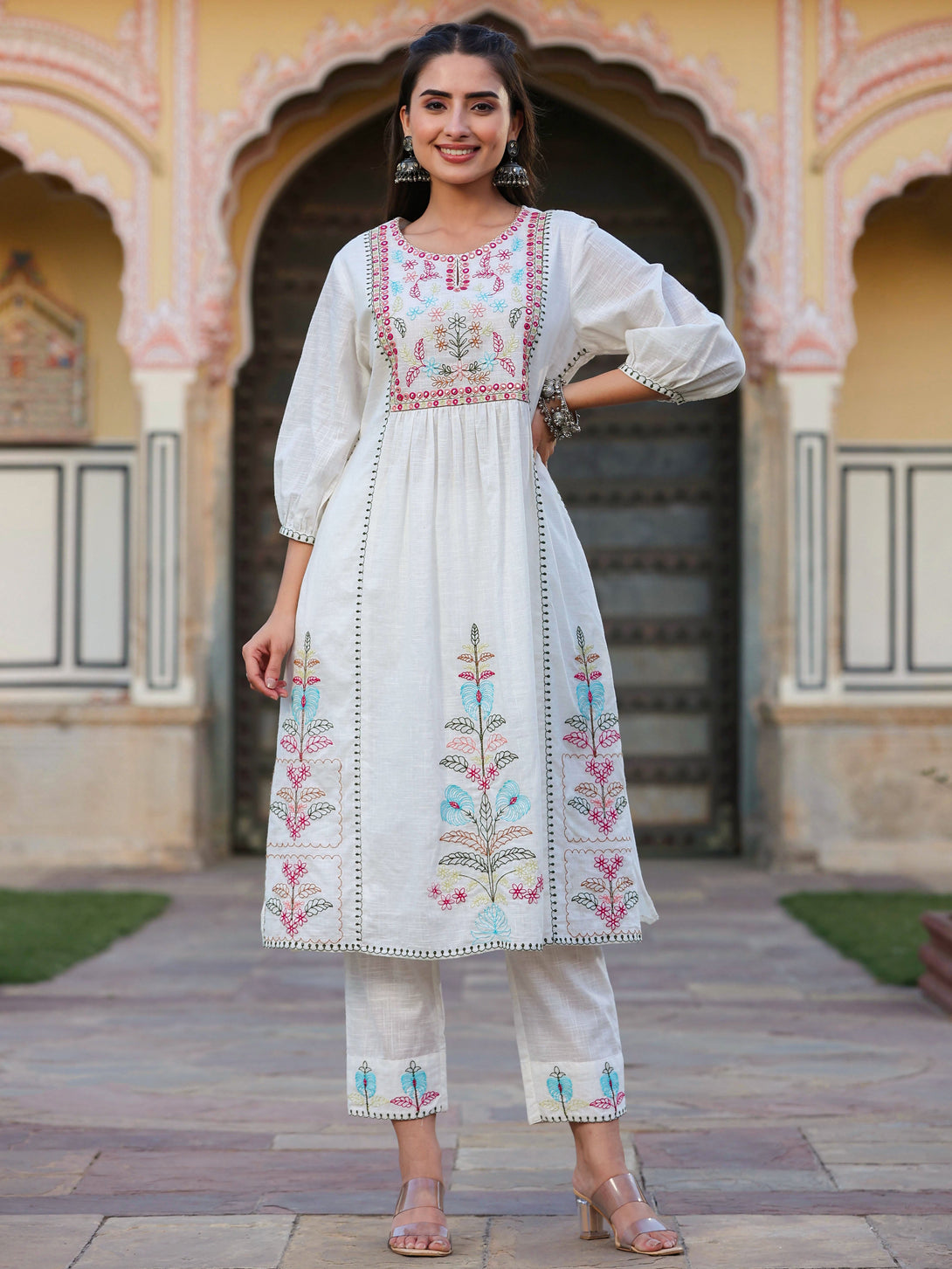 Women's White Cotton Slub Embroidered Kurta & Pants Set. - Juniper