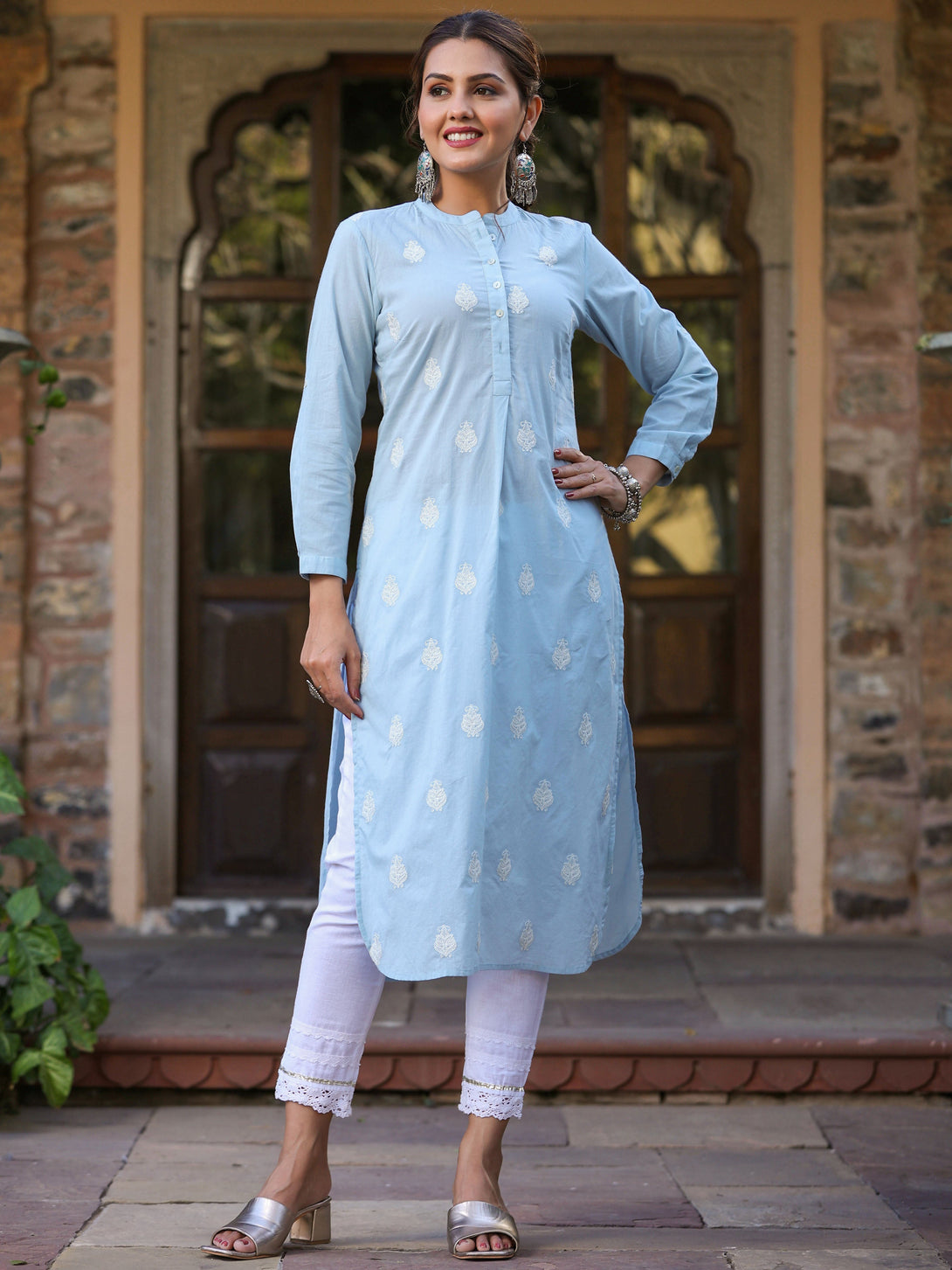 Women's Blue Cambric Embroidered Straight Kurta - Juniper