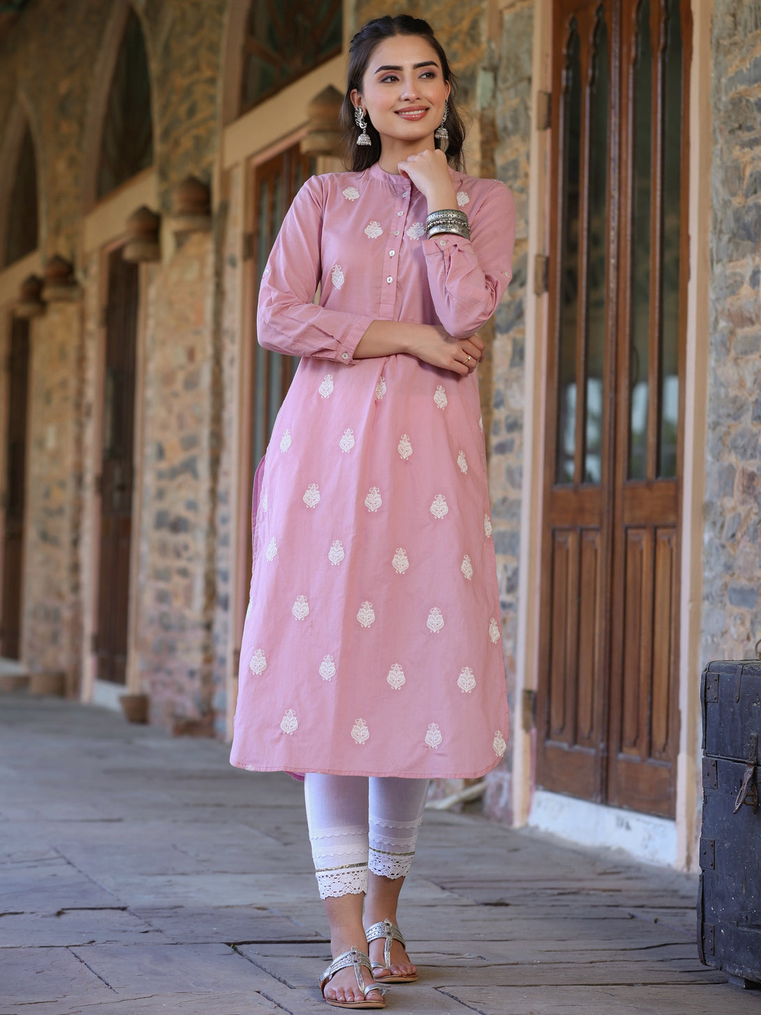 Women's Pink Cambric Printed Straight Kurta - Juniper