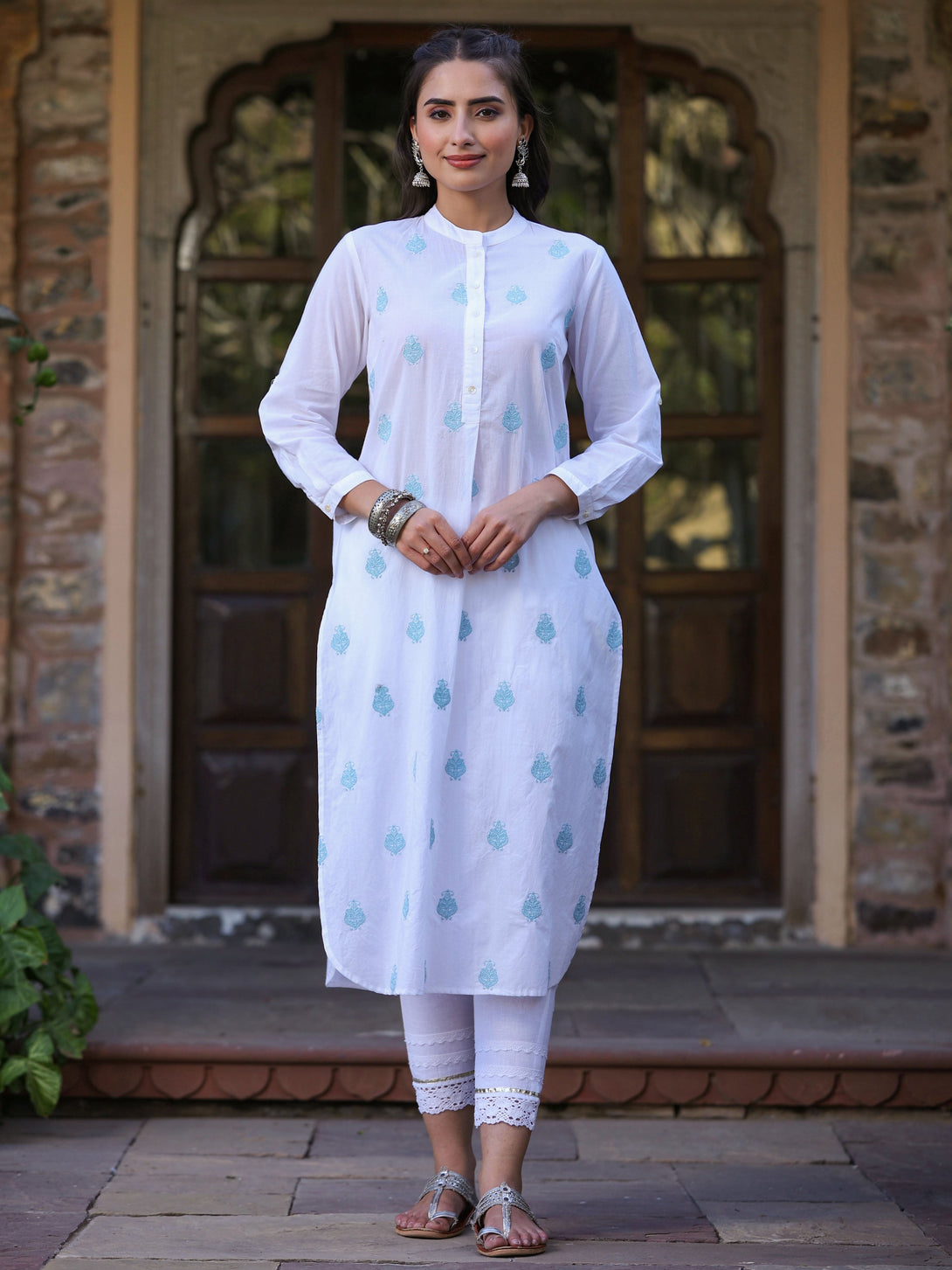 Women's White Cambric Printed Straight Kurta - Juniper