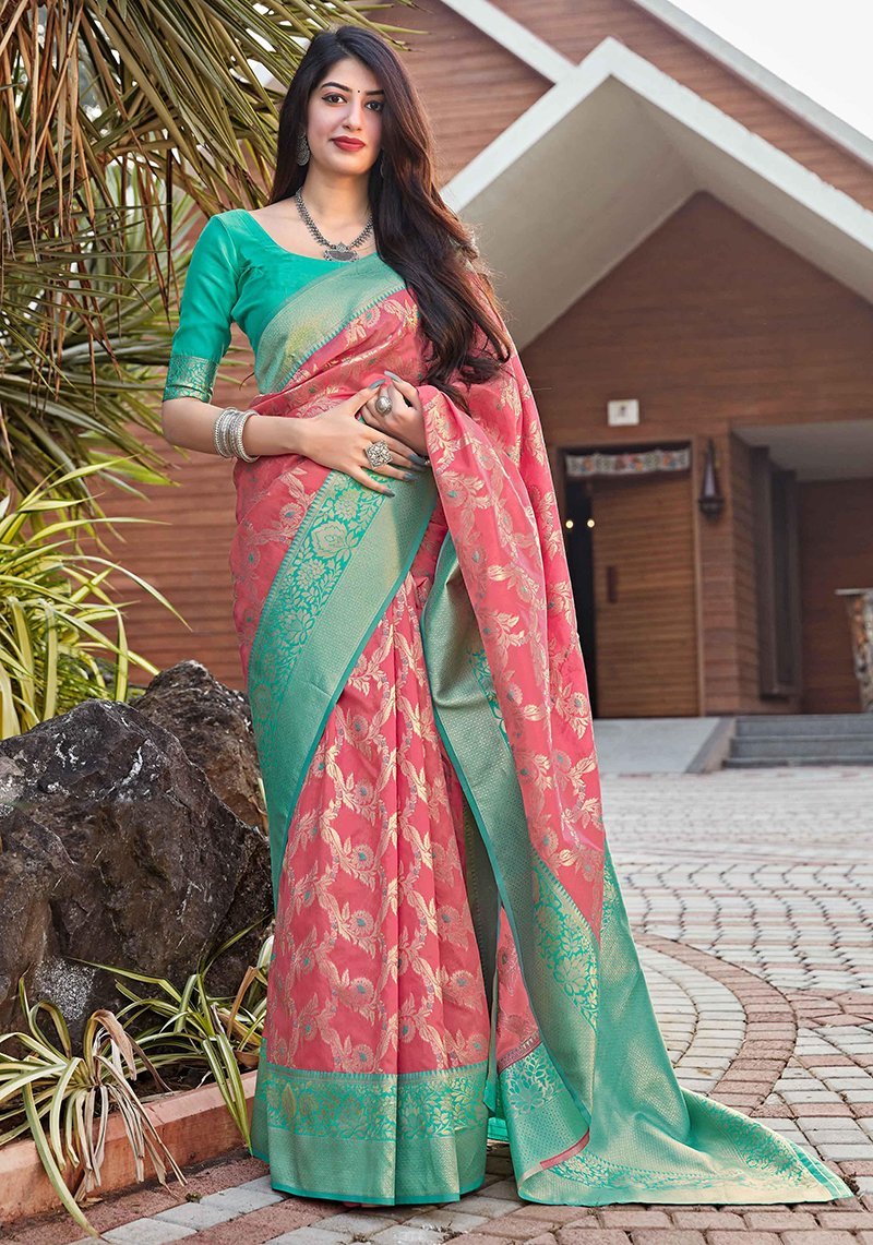 Women's Banarasi silk Traditional Saree - Monjolika