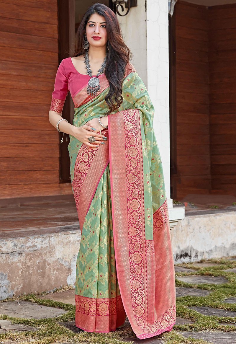 Women's Banarasi silk Traditional Saree - Monjolika