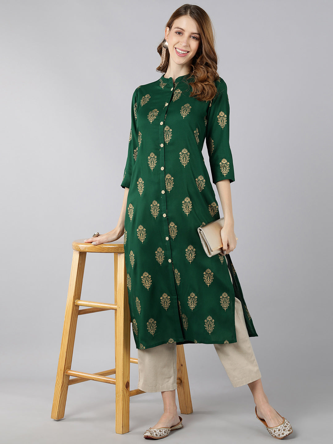 Women's Rayon Gold Print Knee Length Kurta (Green) - Kipek