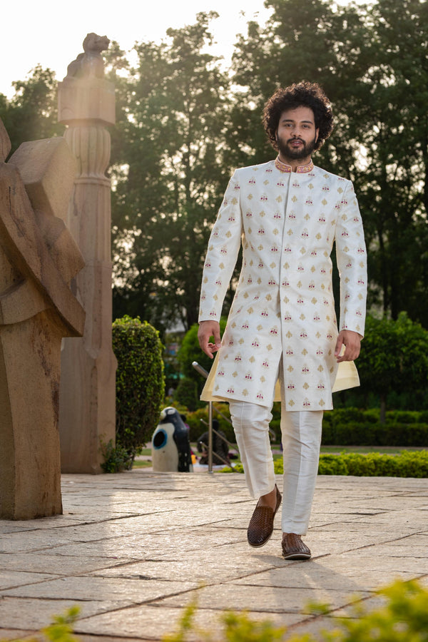 Men's Irenic White Sherwani Set - Hilo Design