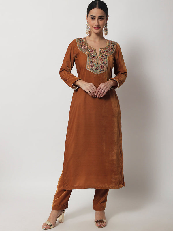 Women's Mustard Jade Velvet Kurti With Straight Pants - Anokherang