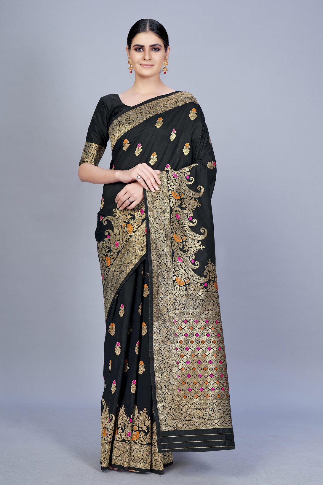 Women's Banarasi silk Woven Saree - Monjolika