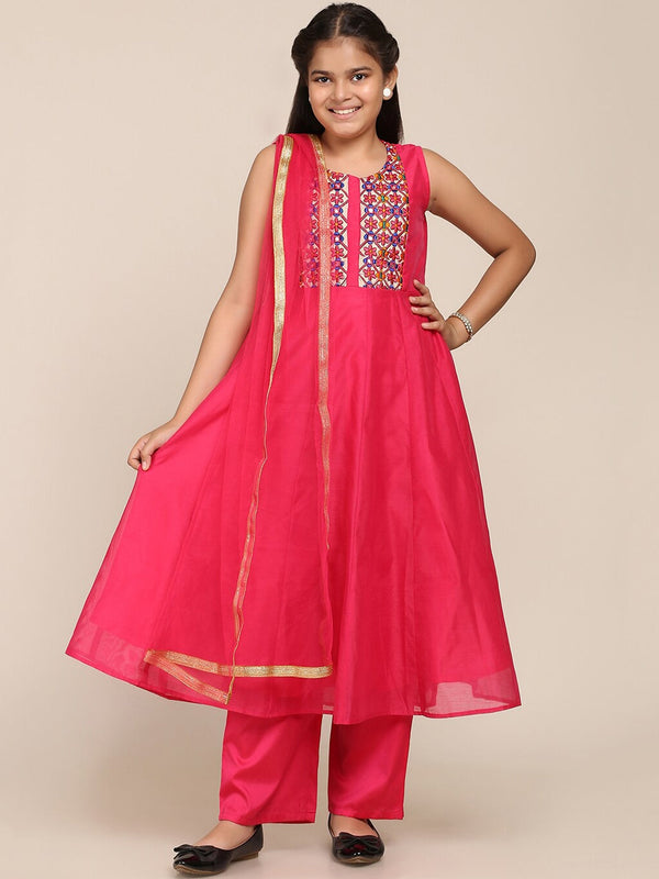 Girl's Pink Yoke Design Empire Thread Work Kurta with Palazzos & With Dupatta - NOZ2TOZ KIDS