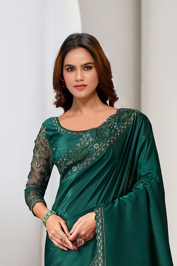 Green Natural Crepe Solid Saree with Unstitched Blouse Piece