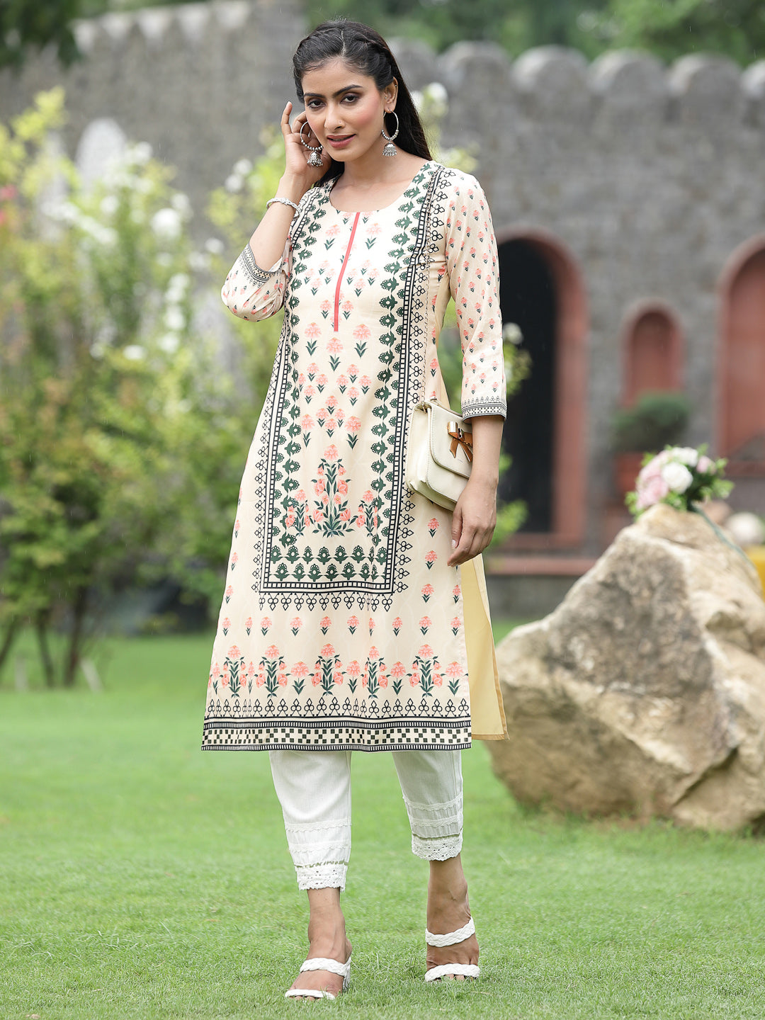 Women's Off-White Crepe Casual Wear Digital Printed Straight Kurta - Juniper