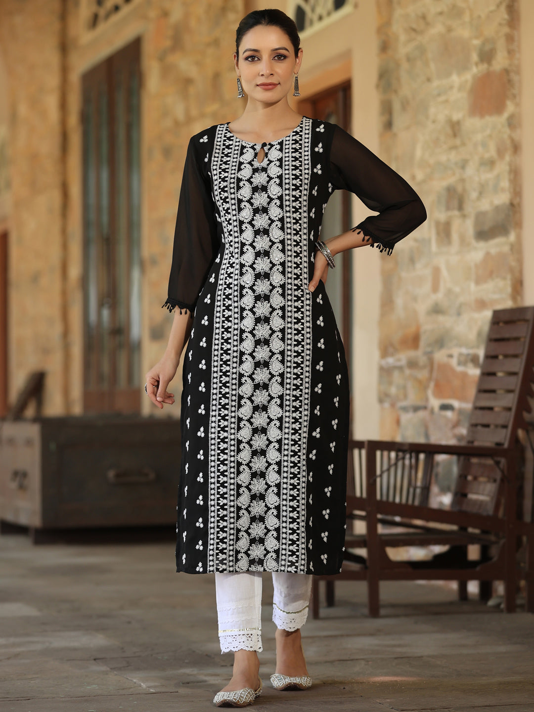 Women's Black Georgette Printed Kurta - Juniper