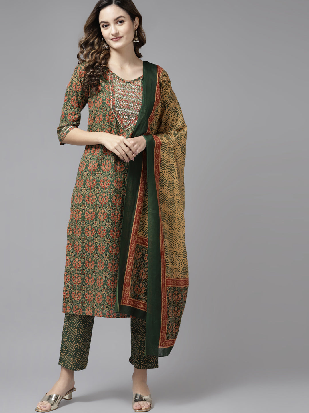 Women's Olive Green Ethnic Motifs Print Cotton Kurta With Trousers & Dupatta - Yufta