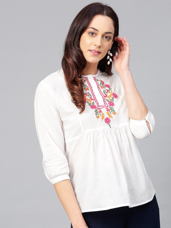 Women's  White Tunic With Embroidered Detail - Wahe-NOOR