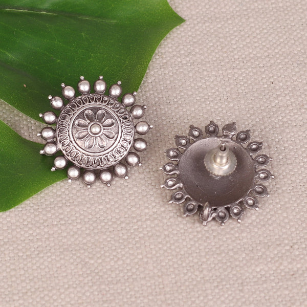 Women's Silver  Oxidised Studs - InWeave