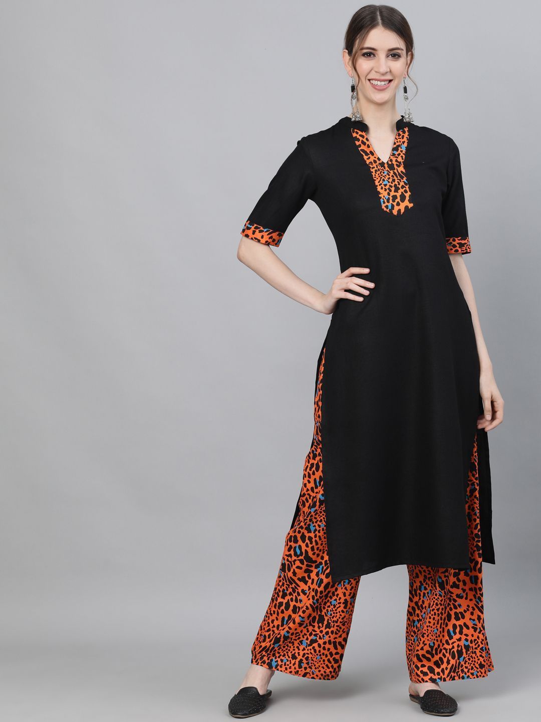 Women's Black Solid Kurta With Animal Printed Palazzo Set - AKS