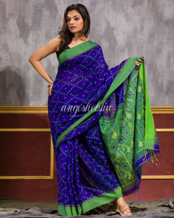 Women's Blue Blended Cotton Dhakai Jamdani Saree - Angoshobha