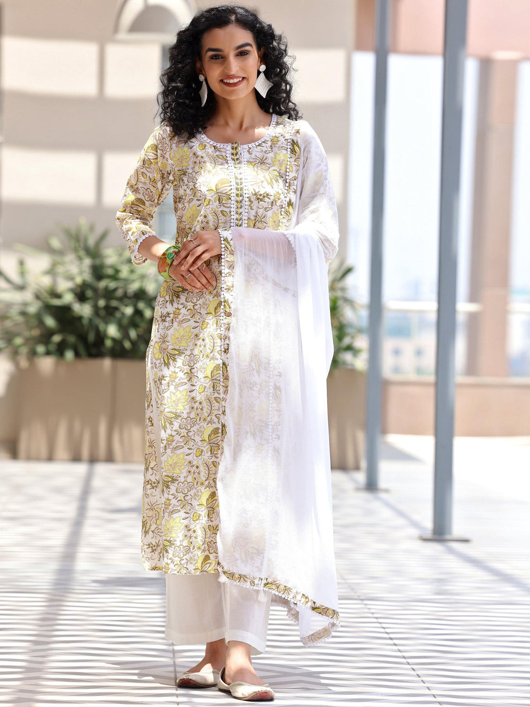 Off white Printed Cotton Straight Suit With Dupatta - Jashvi