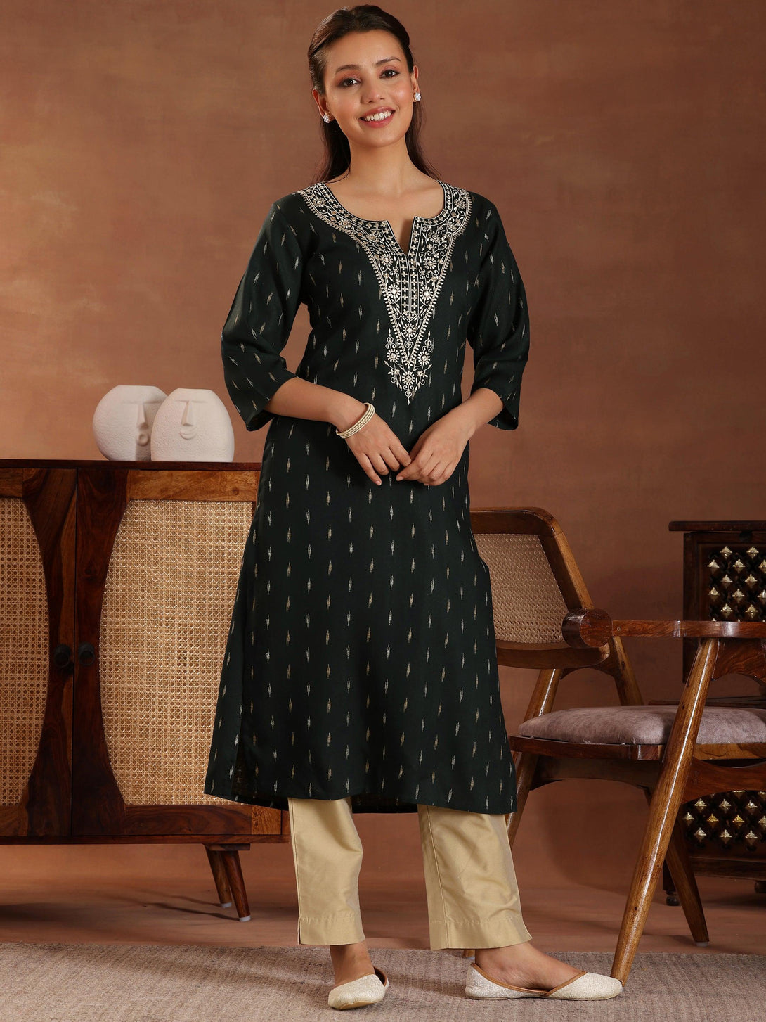 Green Woven Design Cotton Straight Kurta - Jashvi