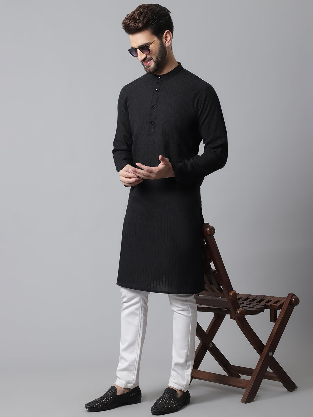 Men's Black Long Kurta With Band Collar - Even Apparels