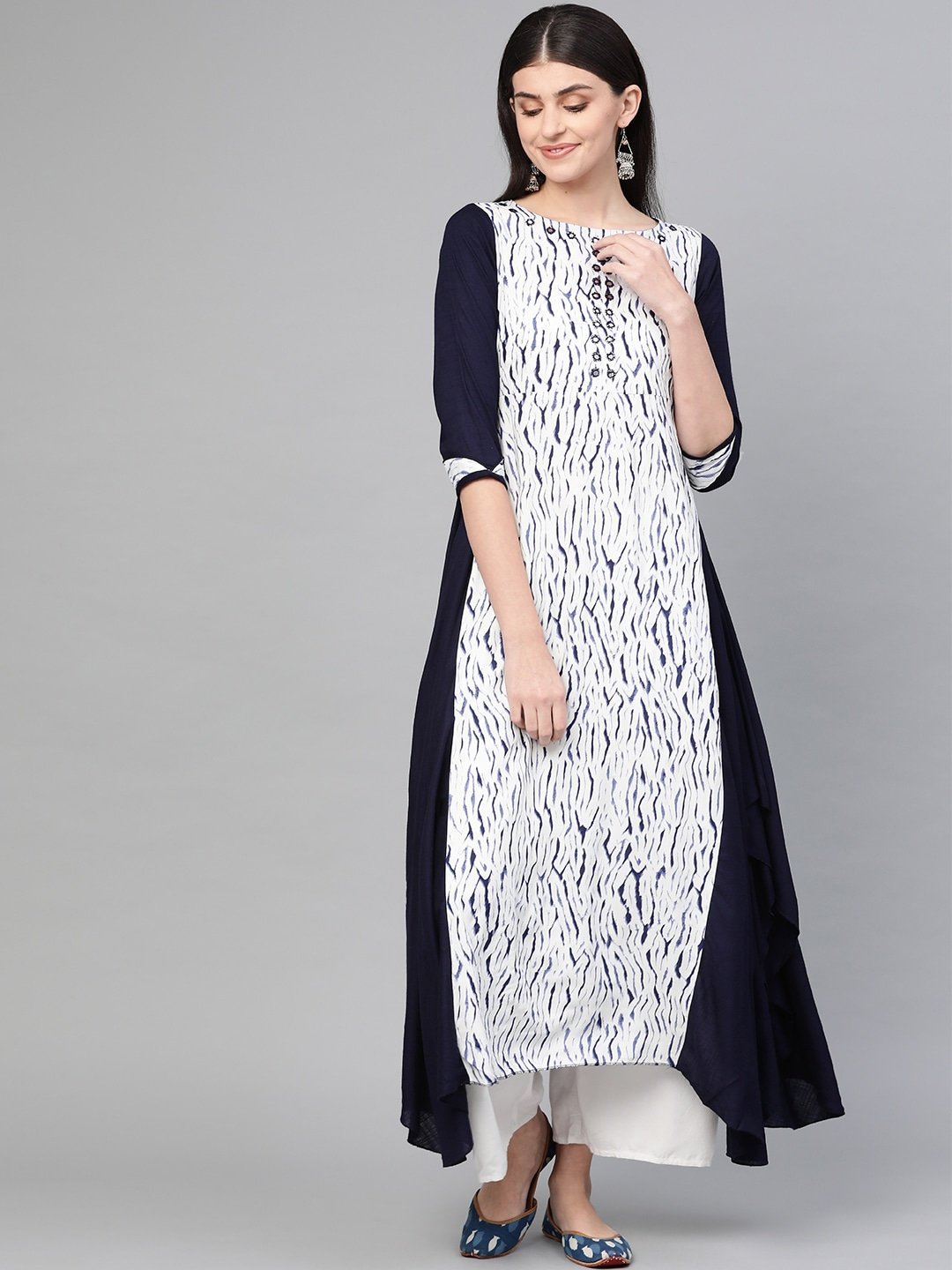 Women's White & Navy Blue A-Line Kurta - Yufta