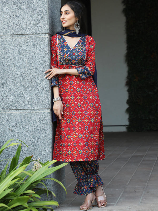 Women's Red Patola Print Kurta With Balloon Pant - Aks