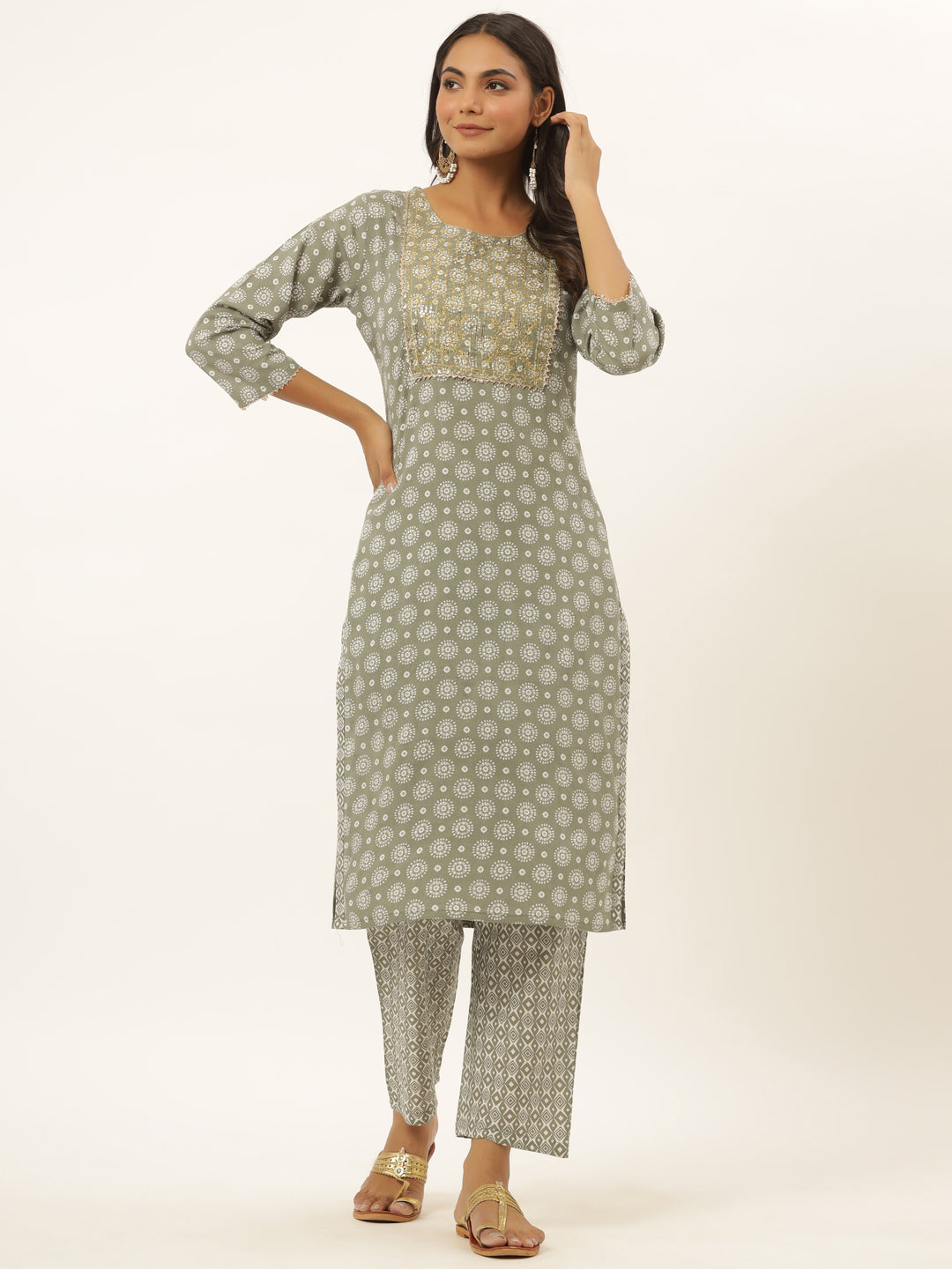 Women's Grey Sequence Work Kurta With Trousers - Yufta