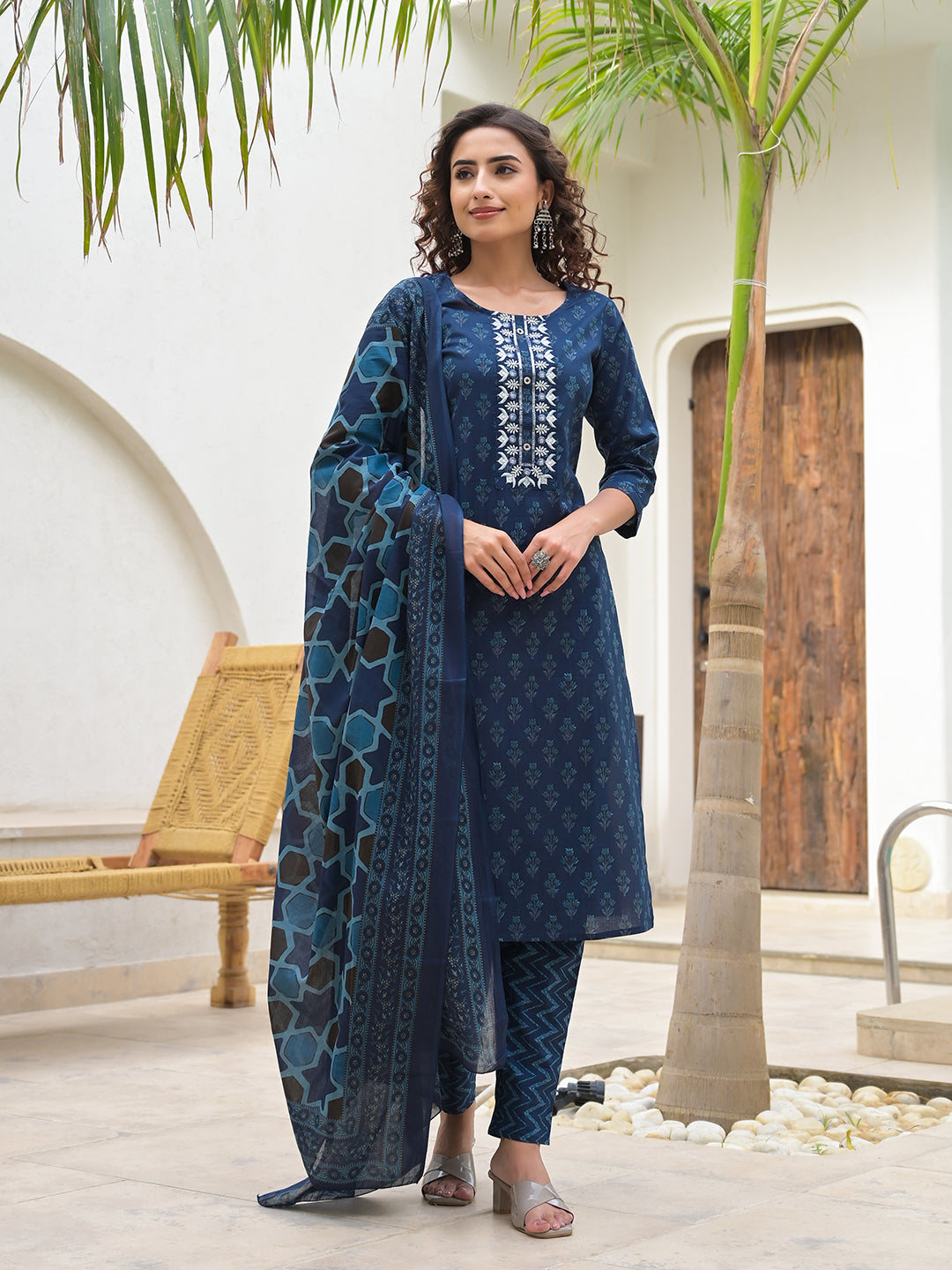 Women's Blue Cotton Thread_Work Sequins_Work Zari_Work Kurta Set With Dupatta Set - Yufta