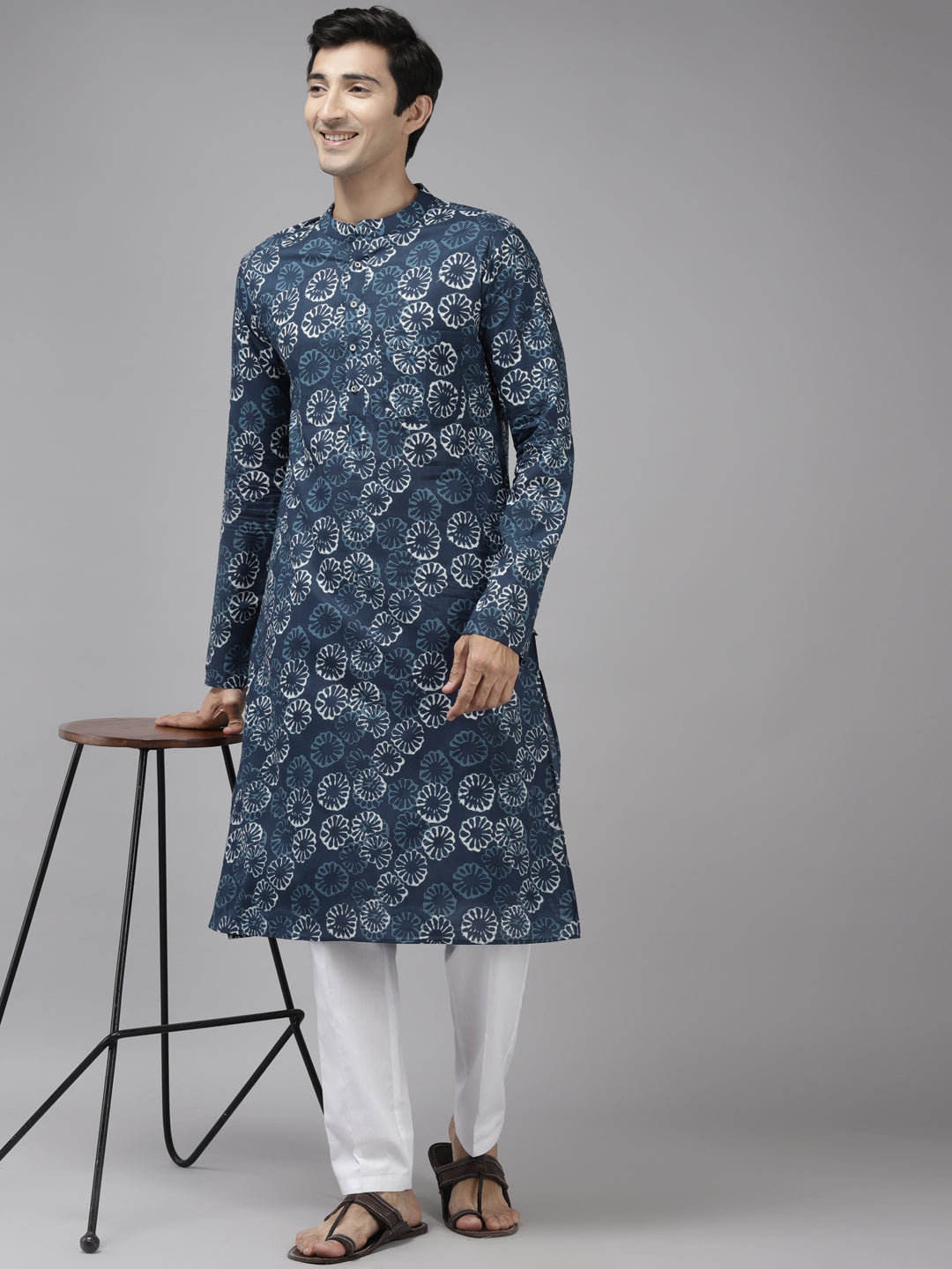 Men's Blue & Off White Printed Straight Kurta - See Designs