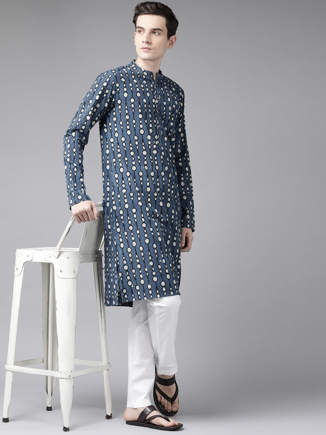 Men's Blue & White Printed Straight Kurta With Pyjama - See Designs