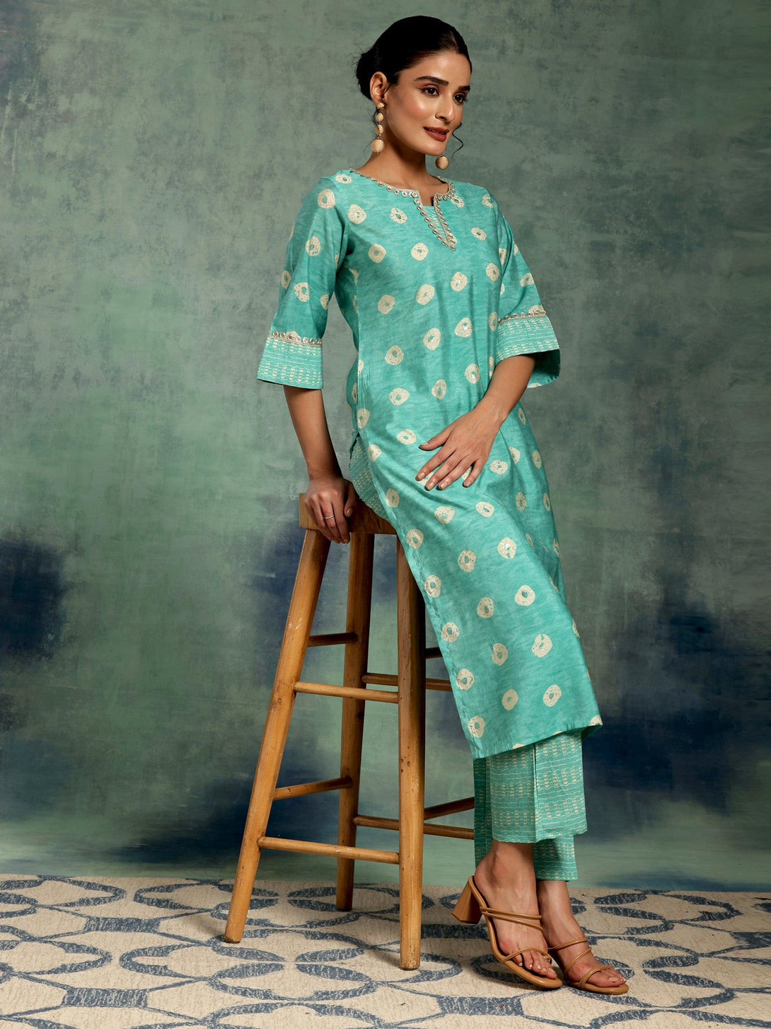 Green Printed Silk Blend Straight Kurta Set - Jashvi