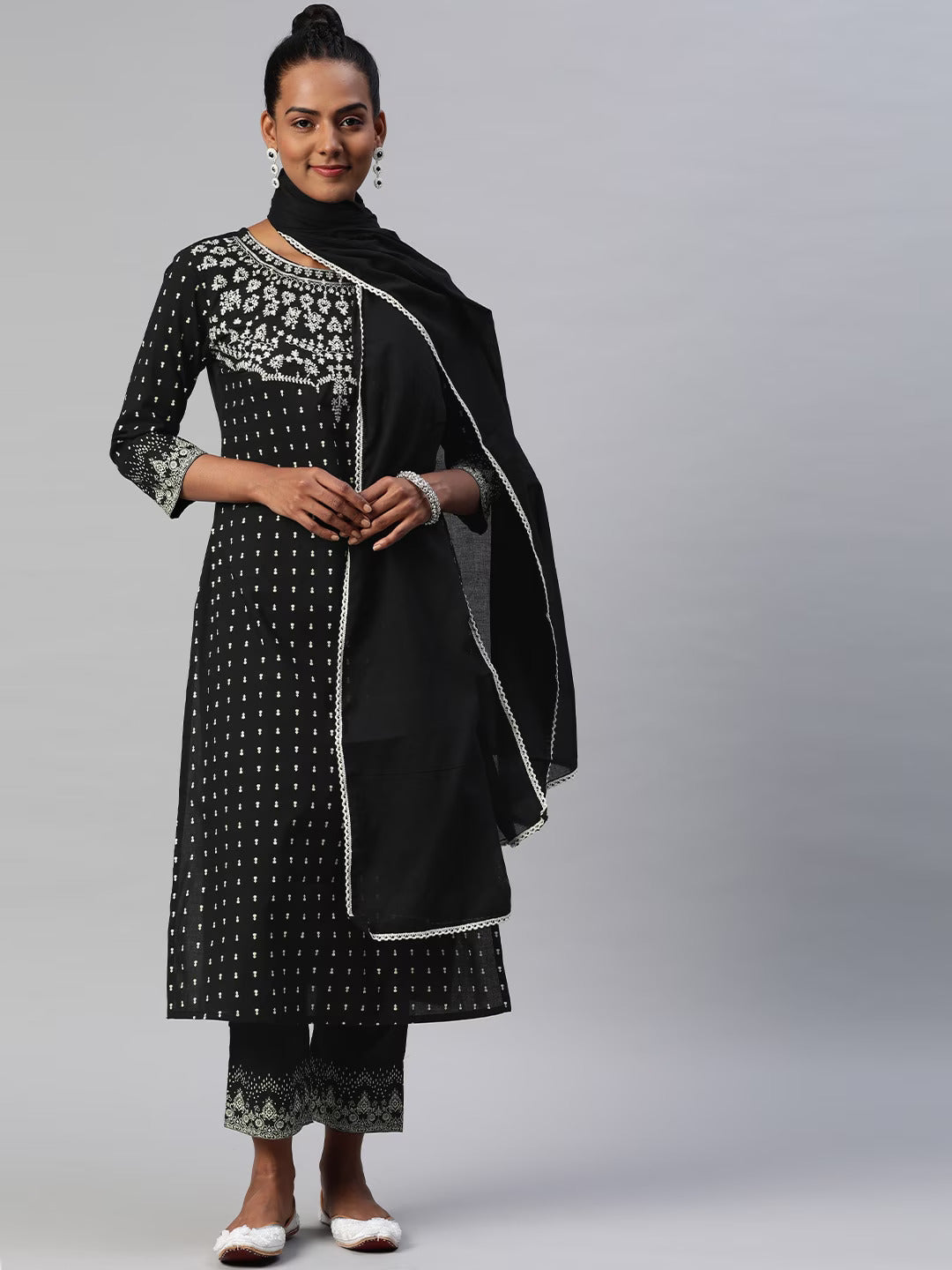 Women's Black Embroidered Thread Work Pure Cotton Kurta With Trousers - Hatheli