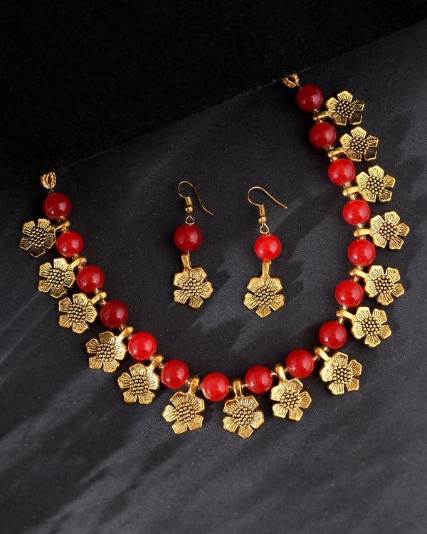 Women's Shine Beads Ethnic Gold Flower Necklace With Earring Set | Gemstone Jewellery Set - Avisha