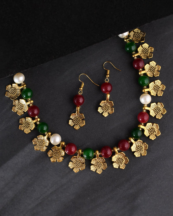 Women's Shine Beads Ethnic Gold Flower Necklace With Earring Set | Gemstone Jewellery Set - Avisha