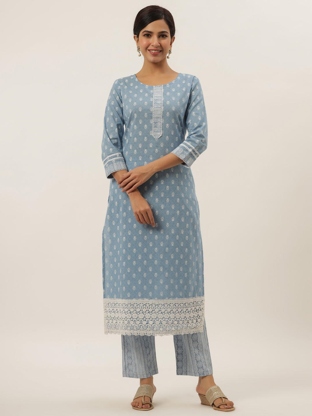 Women's Sky Blue Screen Print Kurta With Trousers - Yufta