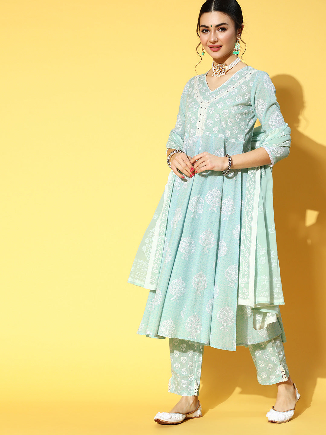 Women's Blue Ethnic Motifs Printed Panelled Pure Cotton Kurta With Trousers & With Dupatta - Yufta