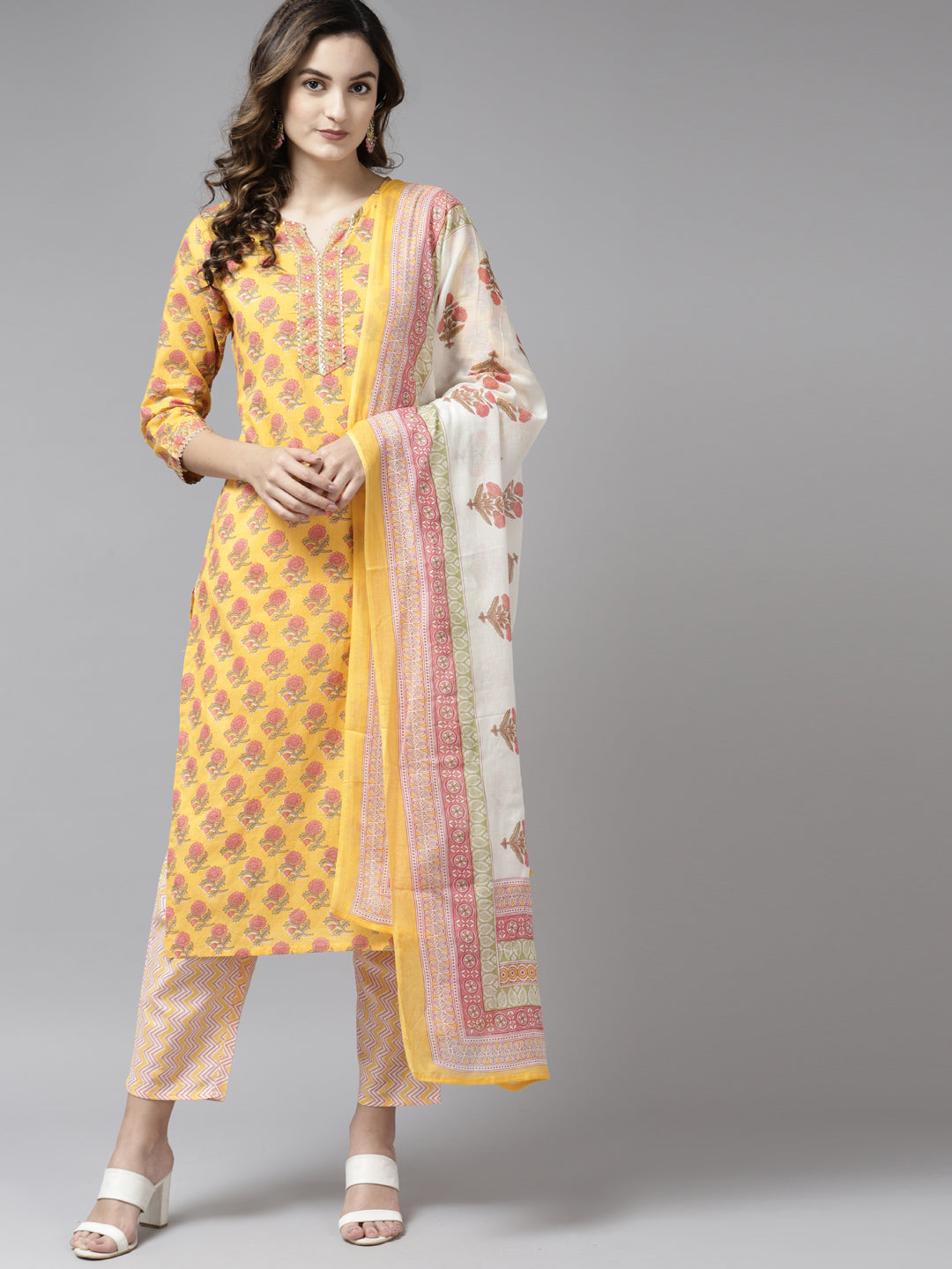 Women's Yellow Floral Printed Gotta Patti Cotton Kurta With Trousers & With Dupatta - Yufta