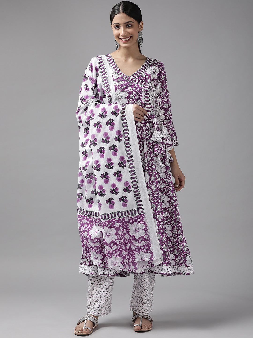 Women's Lavenderand White Floral Printed Cotton A Line Kurta Pant & Dupatta Set - Yufta