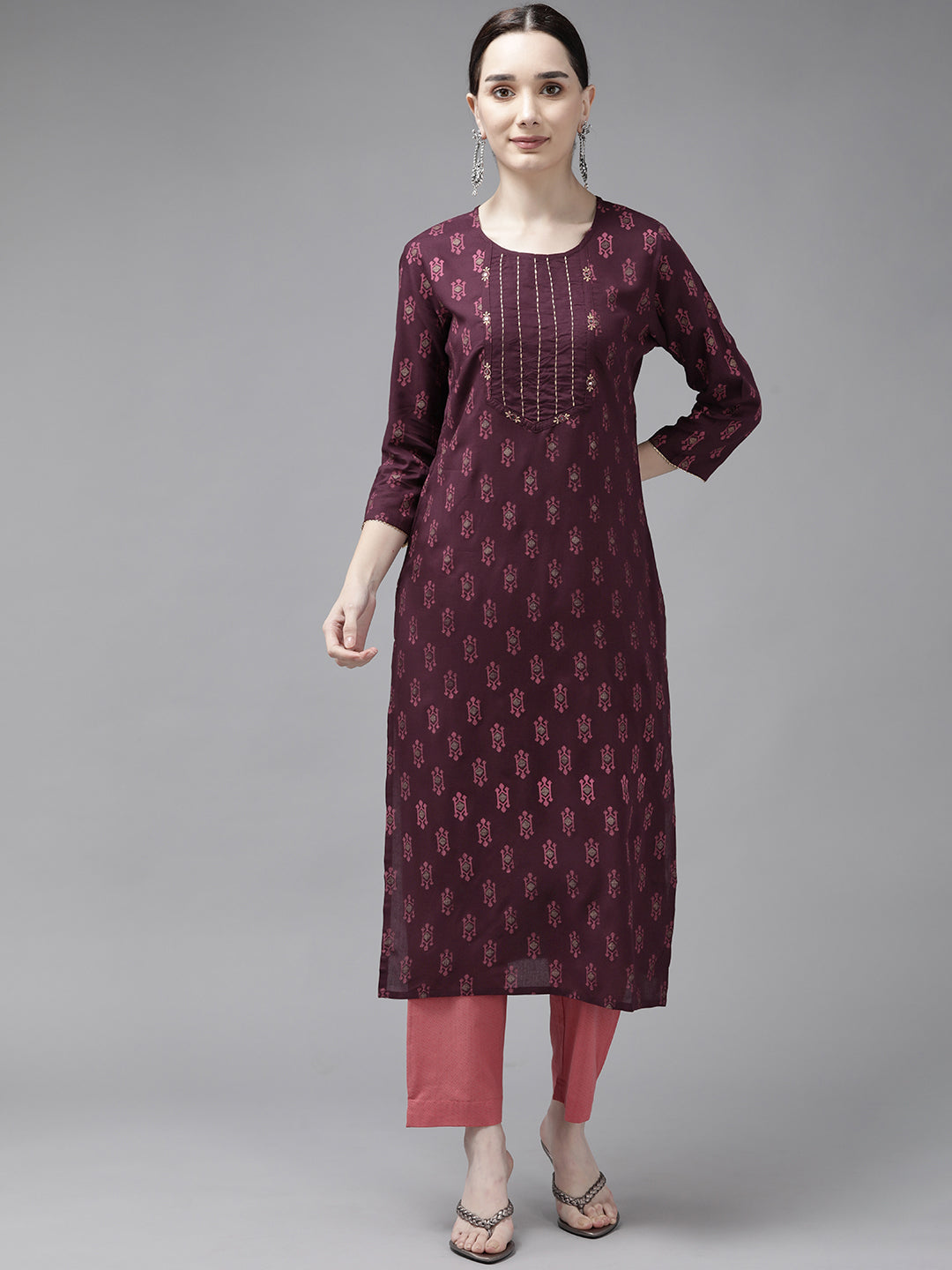 Women's Burgundy Embroidered Straight Kurta - Yufta