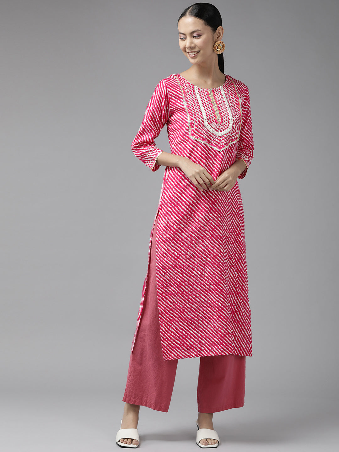 Women's Pink Gotta Patti Rayon Straight Kurta - Yufta