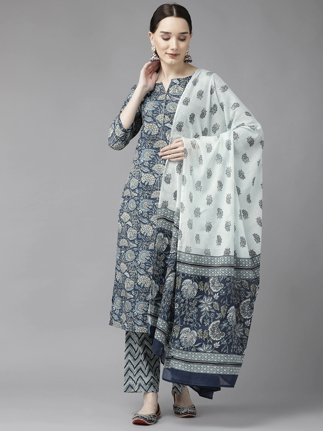 Women's Blue Screen Print Kurta With Trousers & Dupatta - Yufta