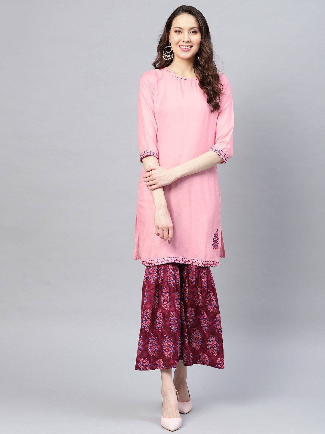 Women's Pink & Burgundy Solid Kurta Set - Yufta